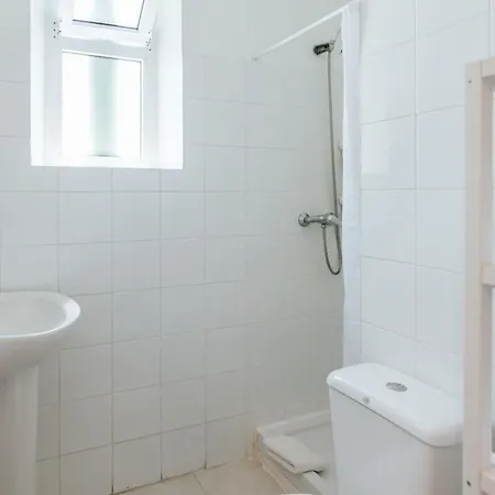 - Sao Lazaro Central Daire