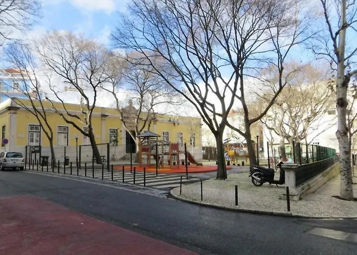 - Sao Lazaro Central *