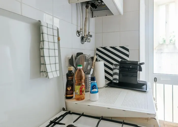 - Sao Lazaro Central