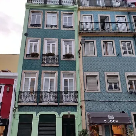 - Sao Lazaro Central Apartment